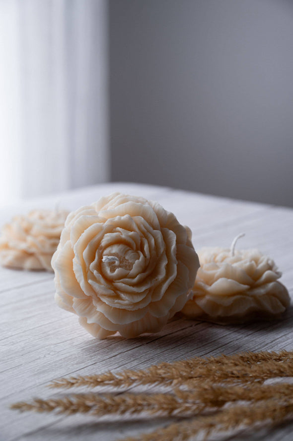 Peony Flower Candle